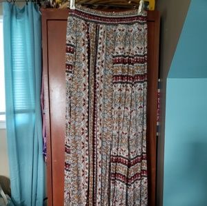 🌺 3/20.  Maxie skirt